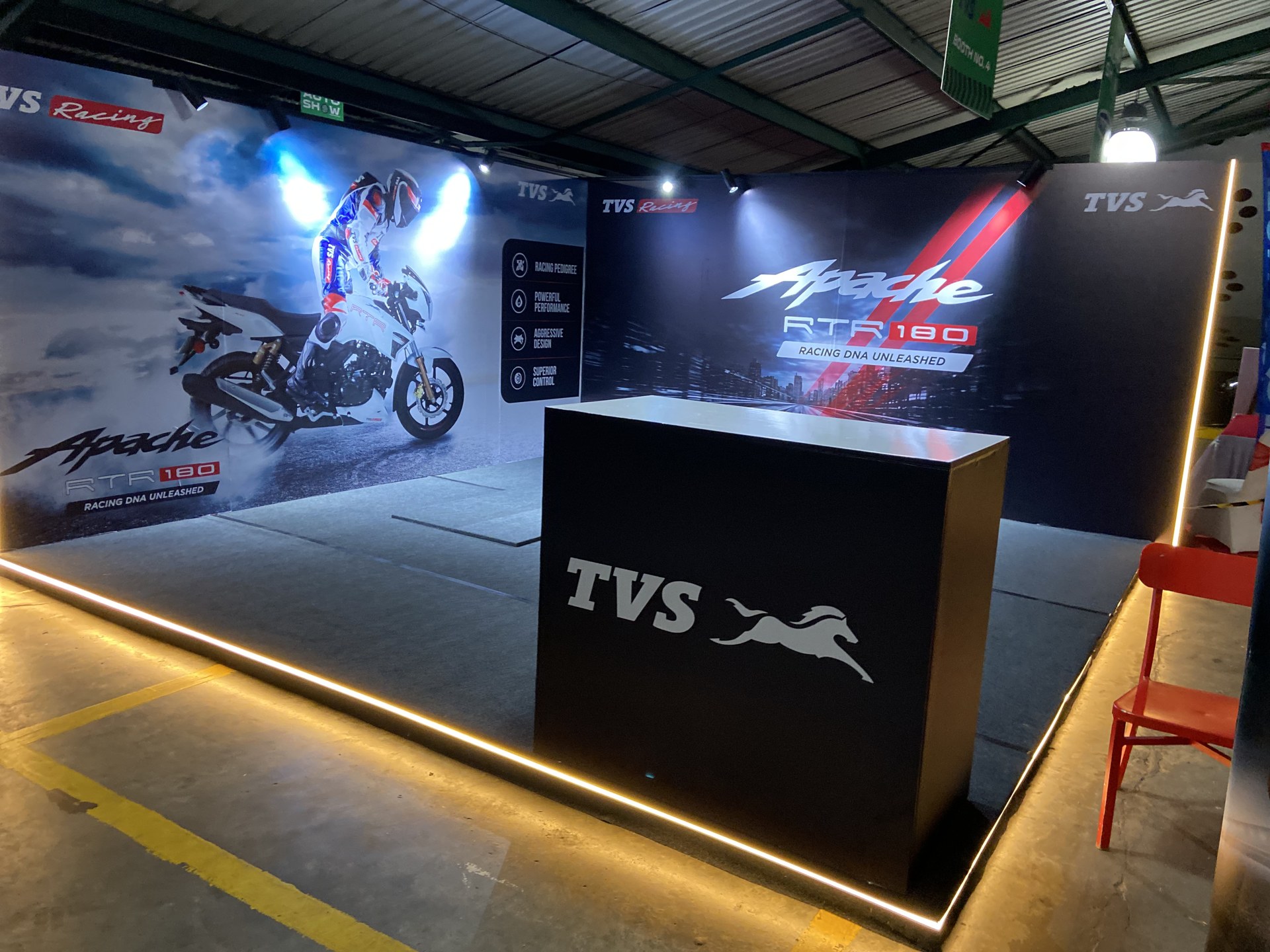 TVS Apache RTR 180 — Village Market Auto Show Experience 2026 — photo 8